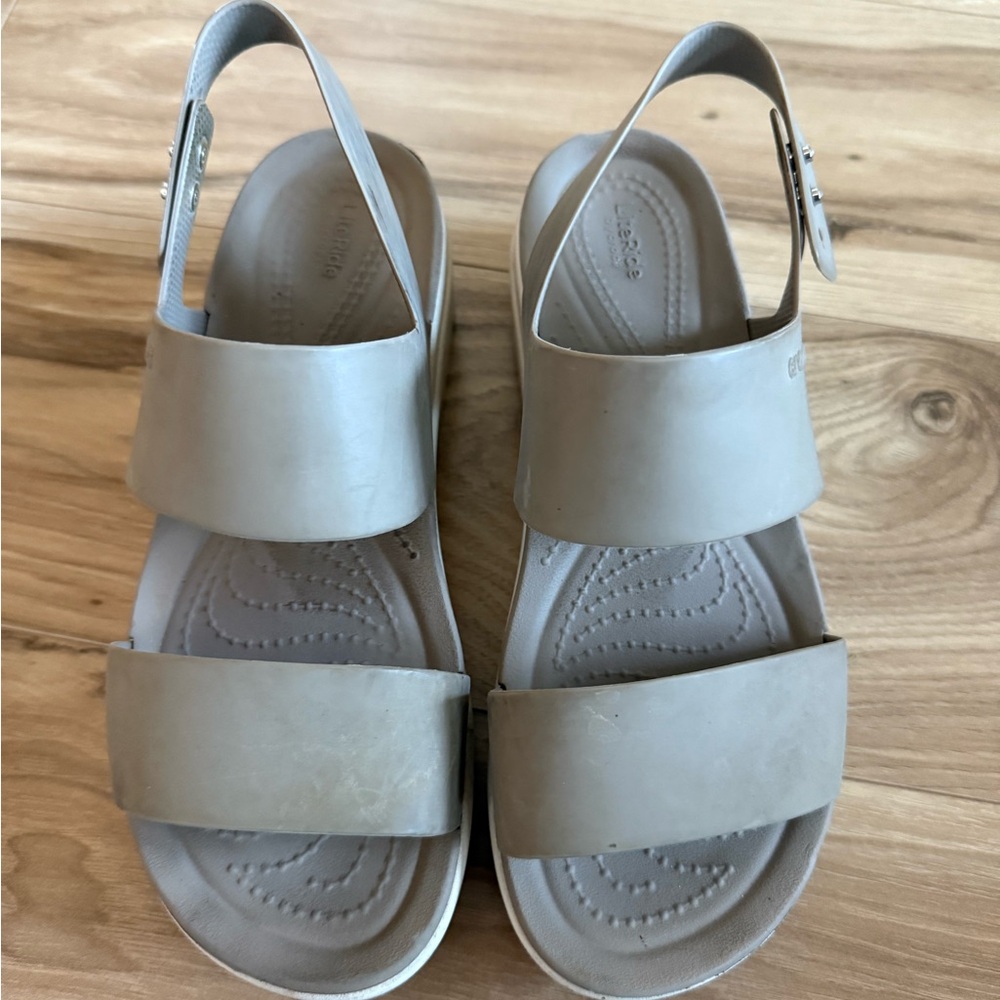 Croc’s Brooklyn Flatform